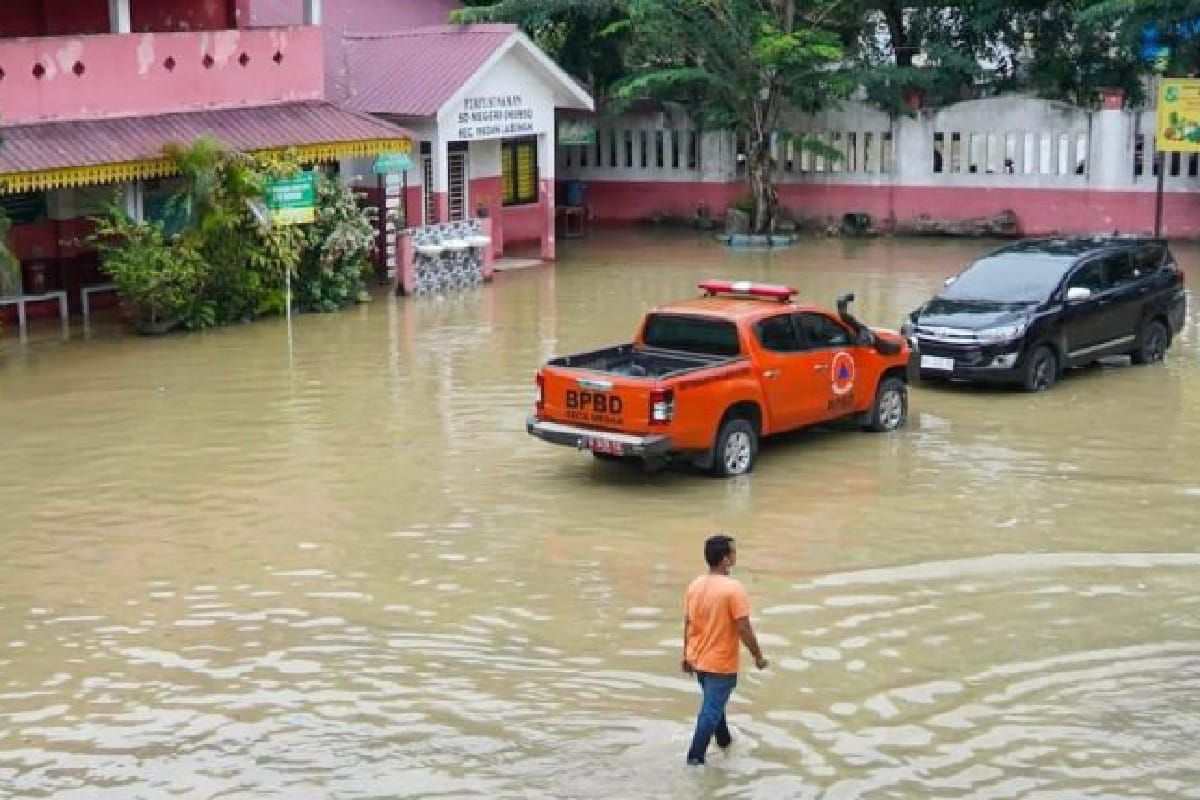 Pemkot Medan cari solusi jangka panjang atasi permasalahan banjir