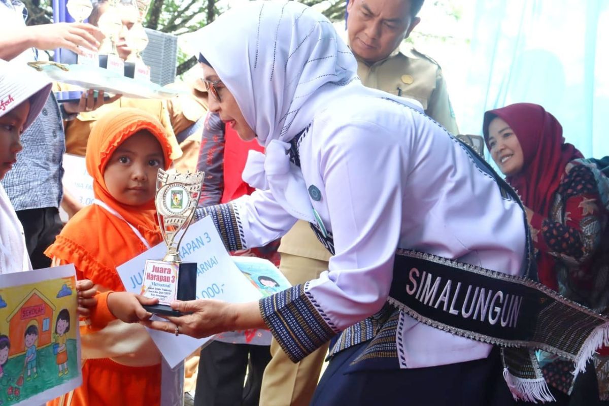 Dinas Pendidikan Simalungun gelar lomba kreativitas anak didik dan guru PAUD