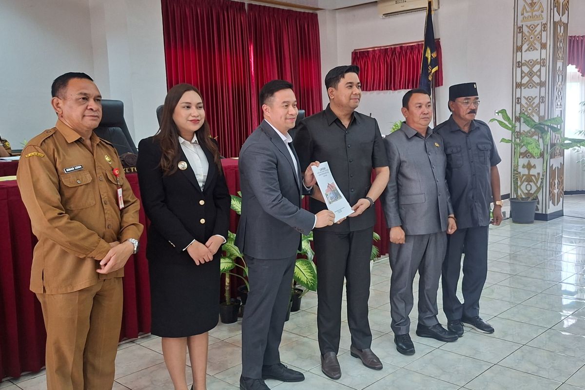 DPRD Kota Kupang menyetujui Raperda Perubahan APBD 2025 jadi Perda