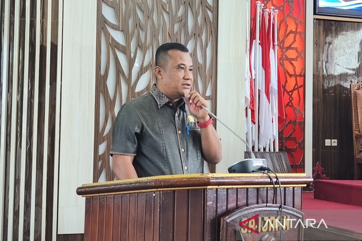 Bapemperda DPRD Kotabaru sampaikan tiga buah Raperda