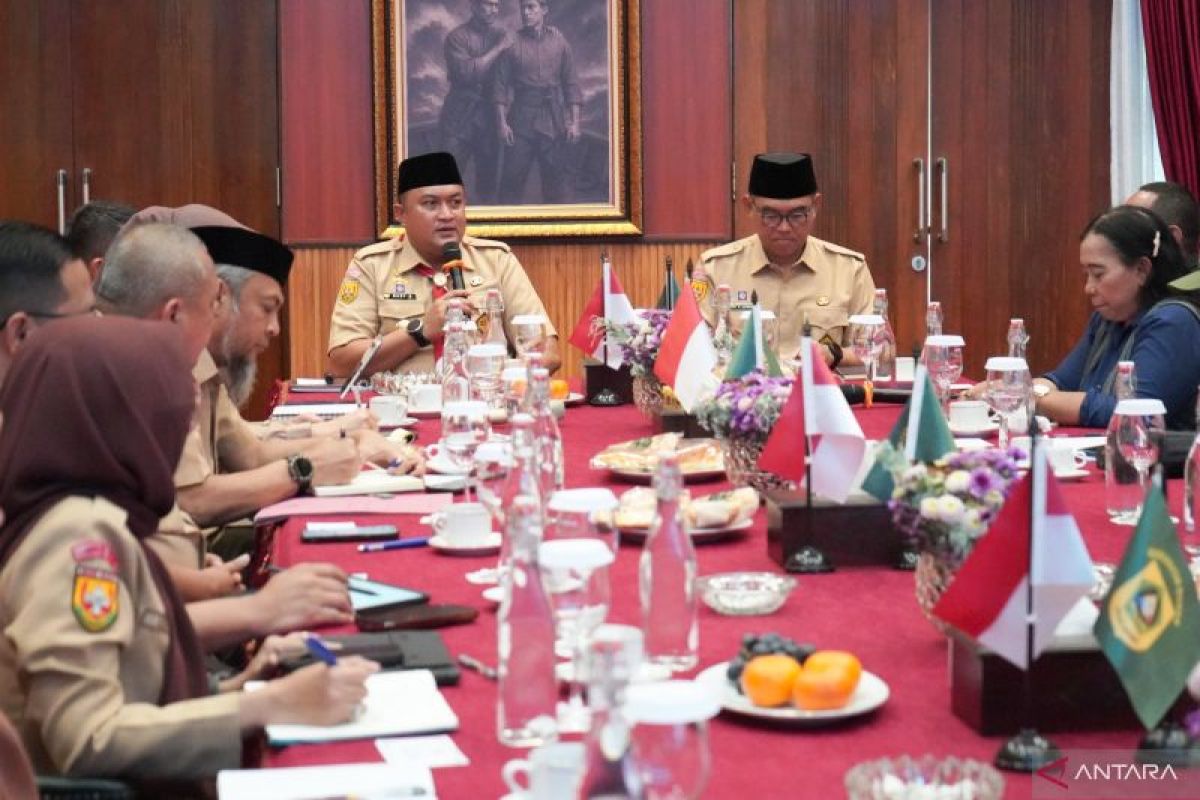 Bupati Bogor gagas model wisata edukatif gratis berbasis konservasi alam