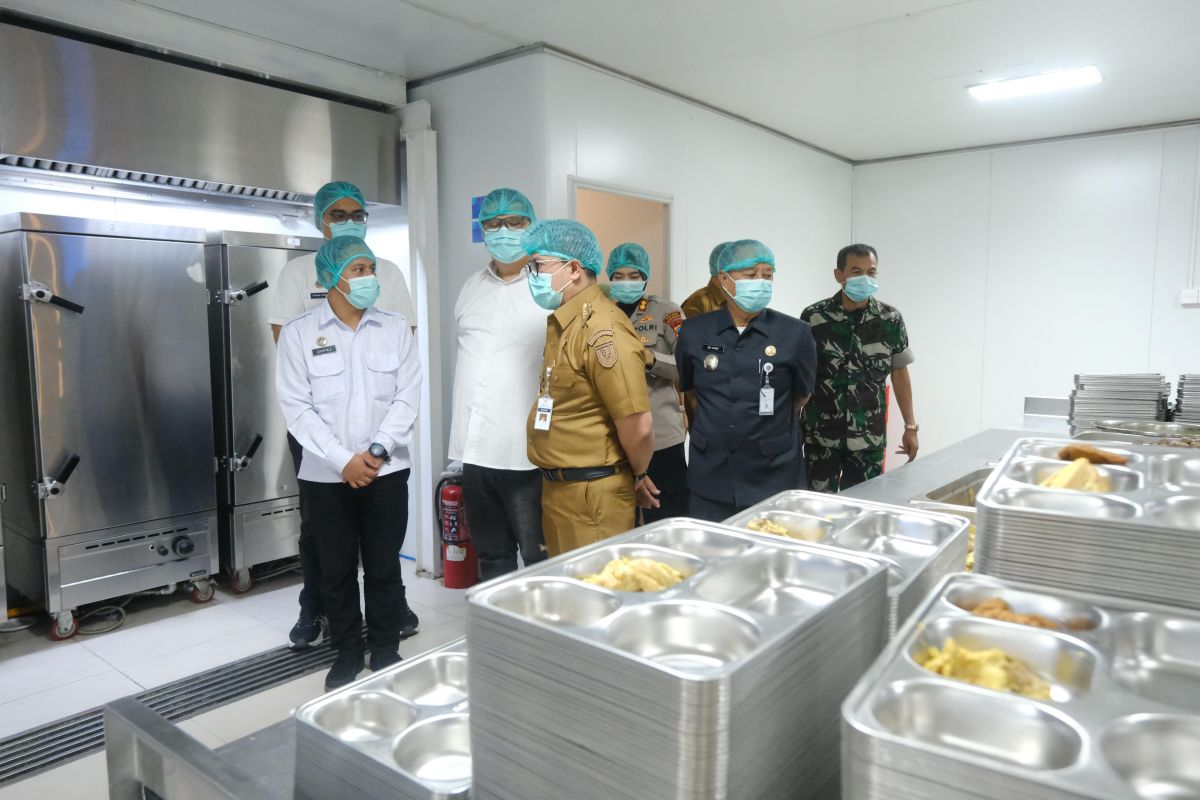 Wali Kota Magelang tinjau dapur SPPG, pastikan kualitas produksi