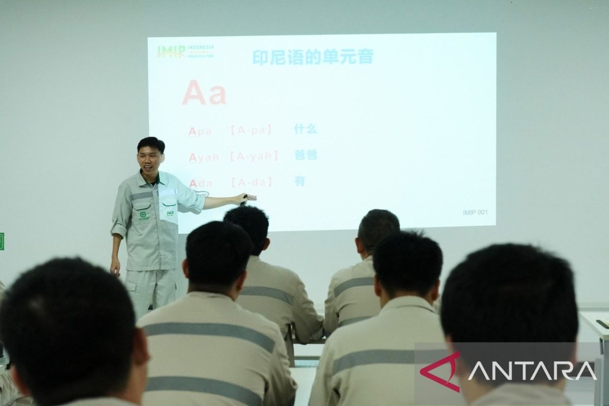 IMIP perkuat sinergi kerja lewat kelas Bahasa Indonesia dan Mandarin