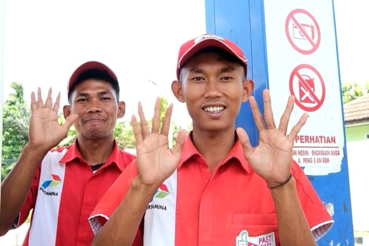 Cerita operator SPBU dan wujud energi merata di Ujung Kulon