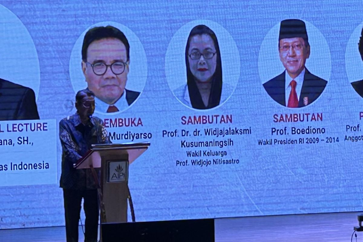Boediono: Indonesia butuh sinergi antara teknokrat dan politikus