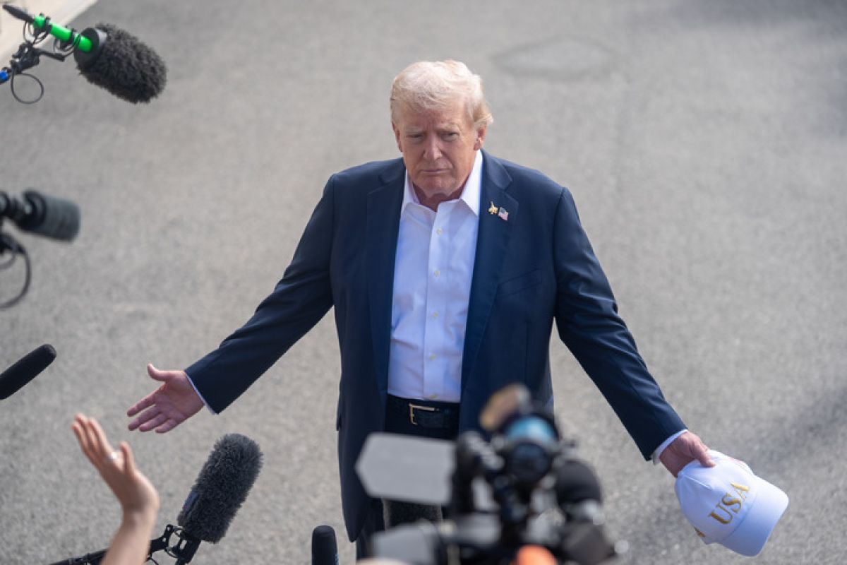 Trump: AS serang kapal narkoba di perairan Venezuela, enam tewas