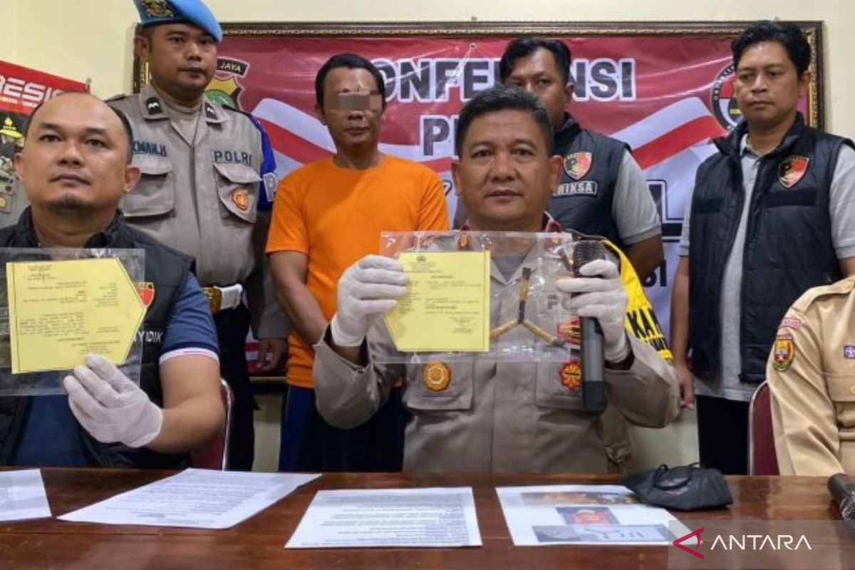 Polisi amankan pasutri nekad curi sepeda motor di Bekasi