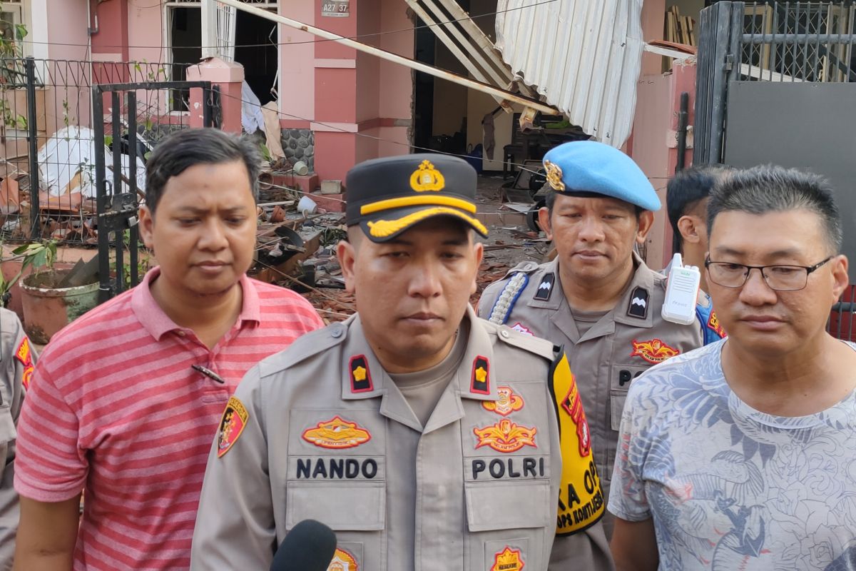 Tim Puslabfor Polri diterjunkan ke lokasi ledakan gas di Cengkareng