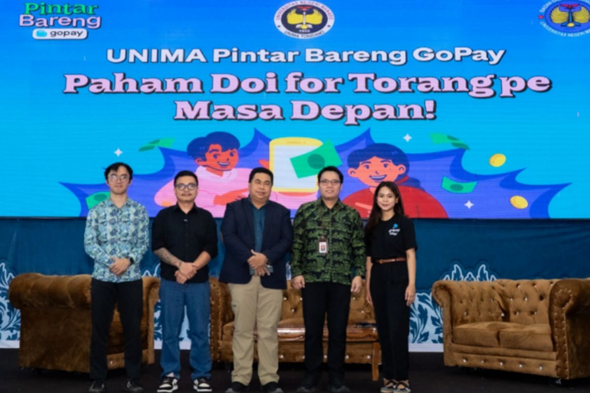 GoPay ajak mahasiswa UNIMA cerdas pahami keuangan 