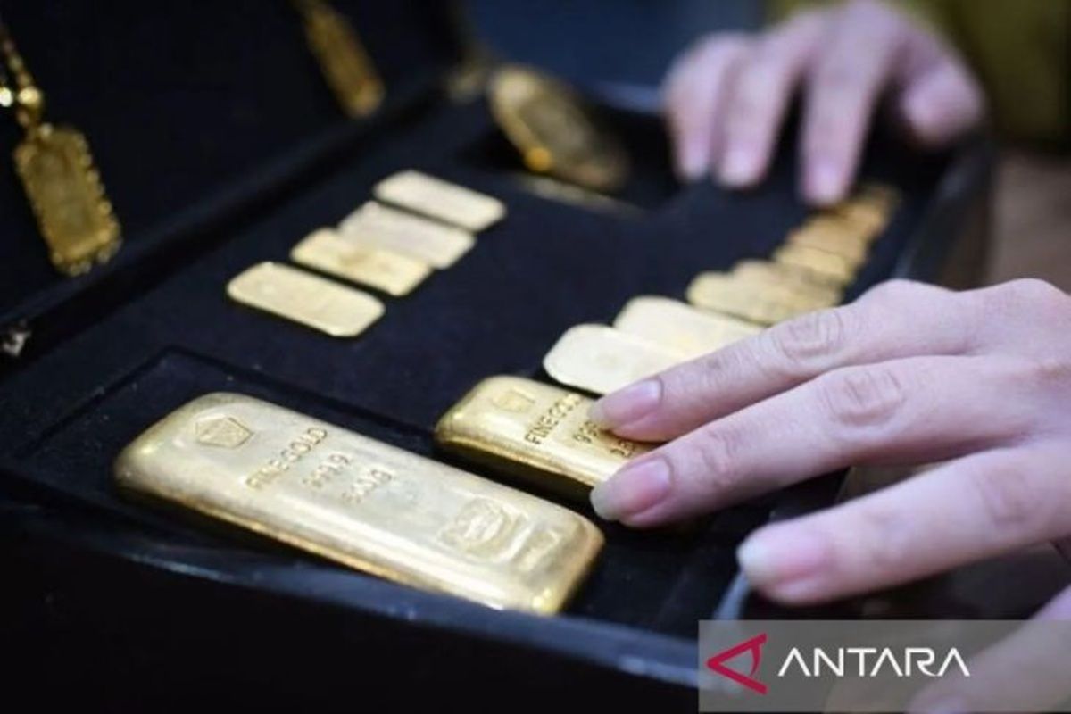 Ekonom proyeksikan harga emas dunia tembus ratusan juta rupiah di 2030