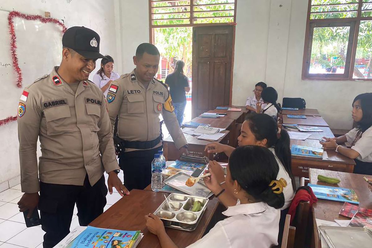 Kapolda NTT jamin kualitas dan keamanan pangan MBG di Kupang