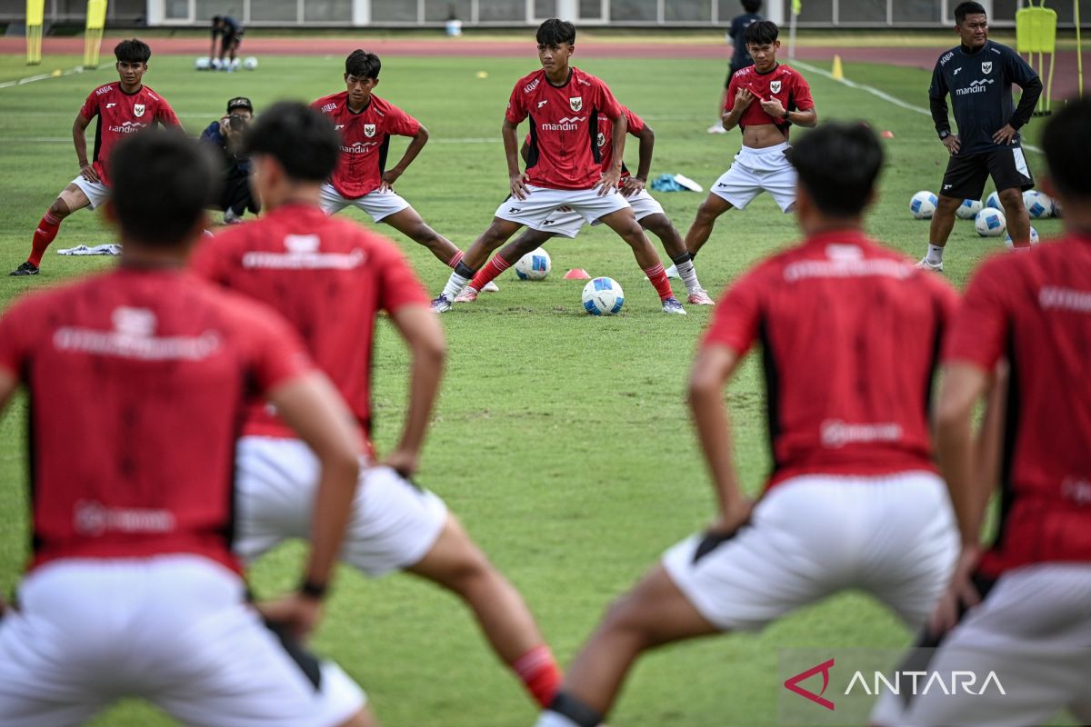 Erick Thohir lepas Timnas U-17 Indonesia ke Piala Dunia U-17 2025