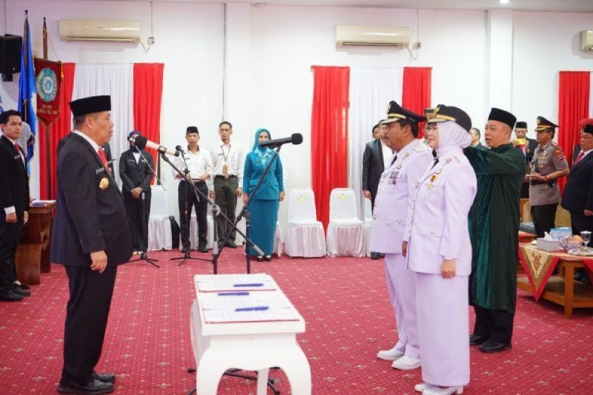 Saparudin-Dessi dilantik jadi Wali Kota-Wakil Wali Kota Pangkalpinang