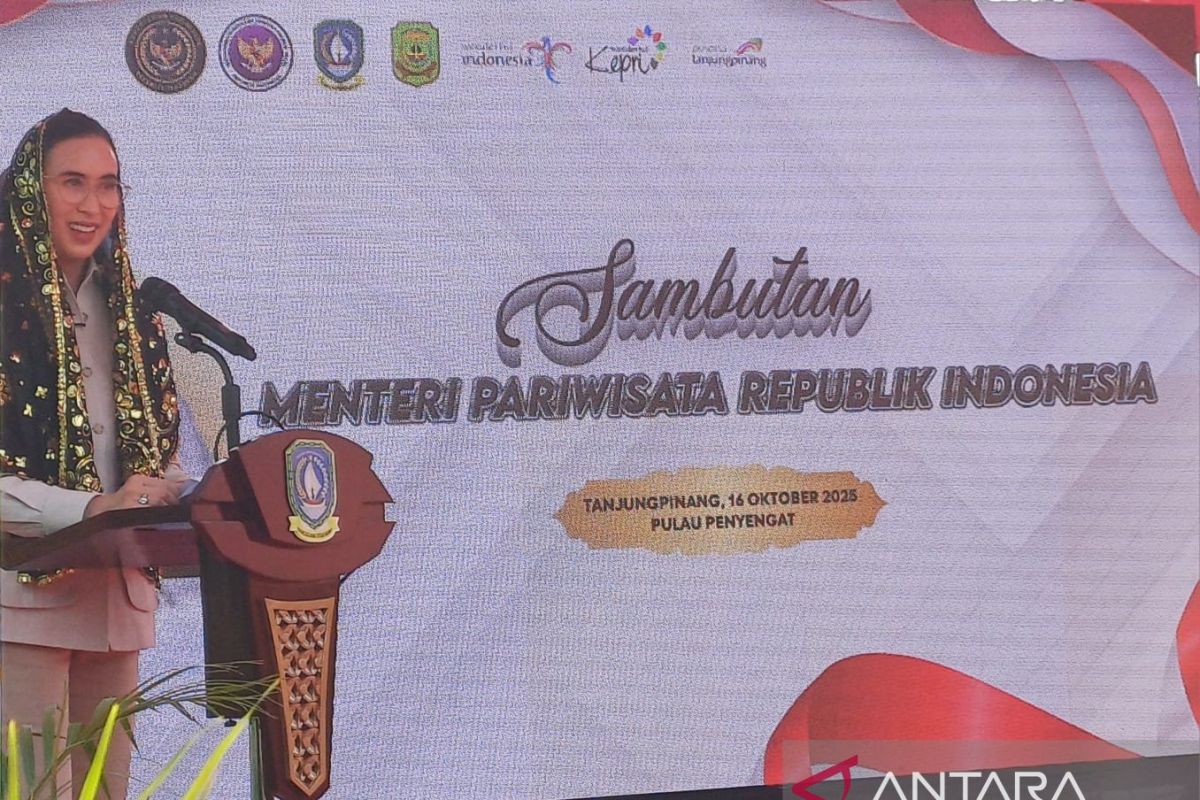 Menpar ingin Pulau Penyengat menjadi pusat wisata halal terbesar ASEAN