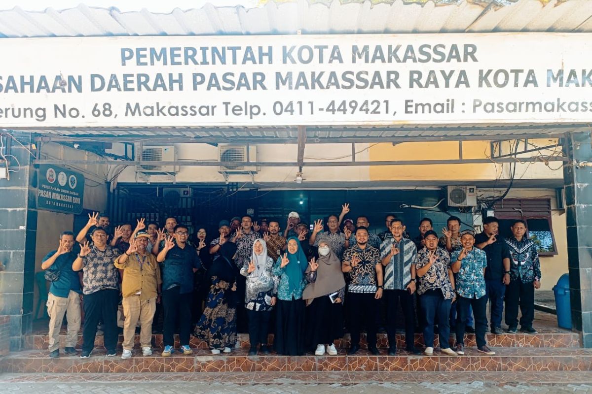 DLH Makassar dampingi pasar tradisional terapkan daur ulang sampah