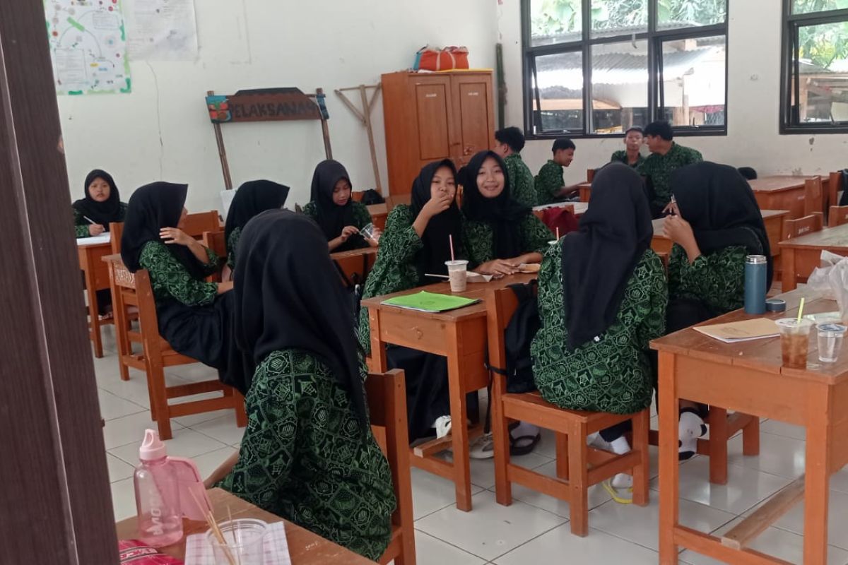 634 siswa SMAN 1 Cimarga kembali belajar setelah dimediasi gubernur