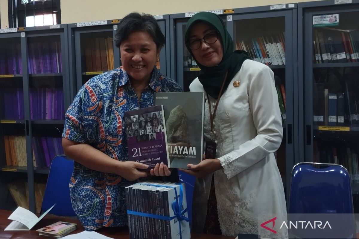 Perpustakaan Kudus dapat bantuan 250 buku baru dari anggota DPR RI