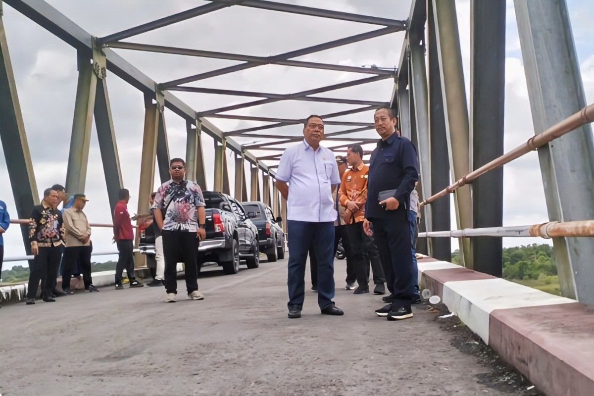 Pemkab Sukamara & Ketapang selesaikan akses penghubung Kalteng-Kalbar