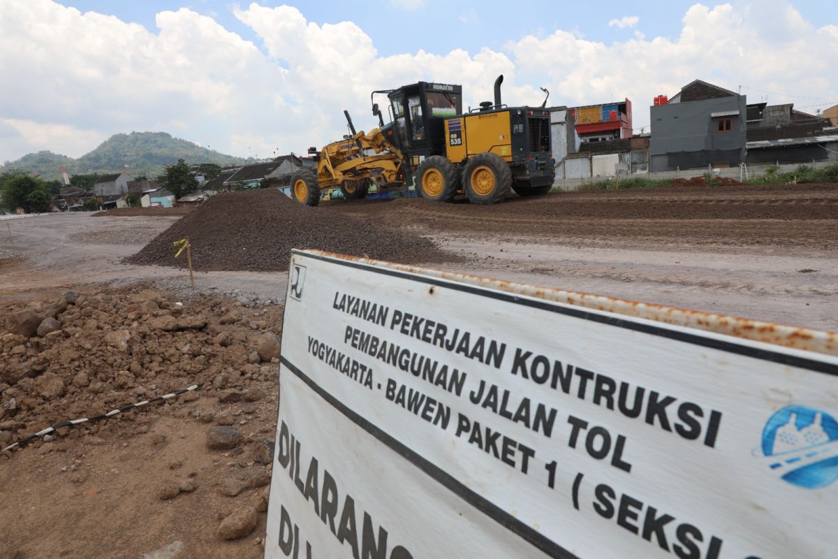Dua seksi proyek Tol Yogyakarta-Bawen ditarget rampung 2026
