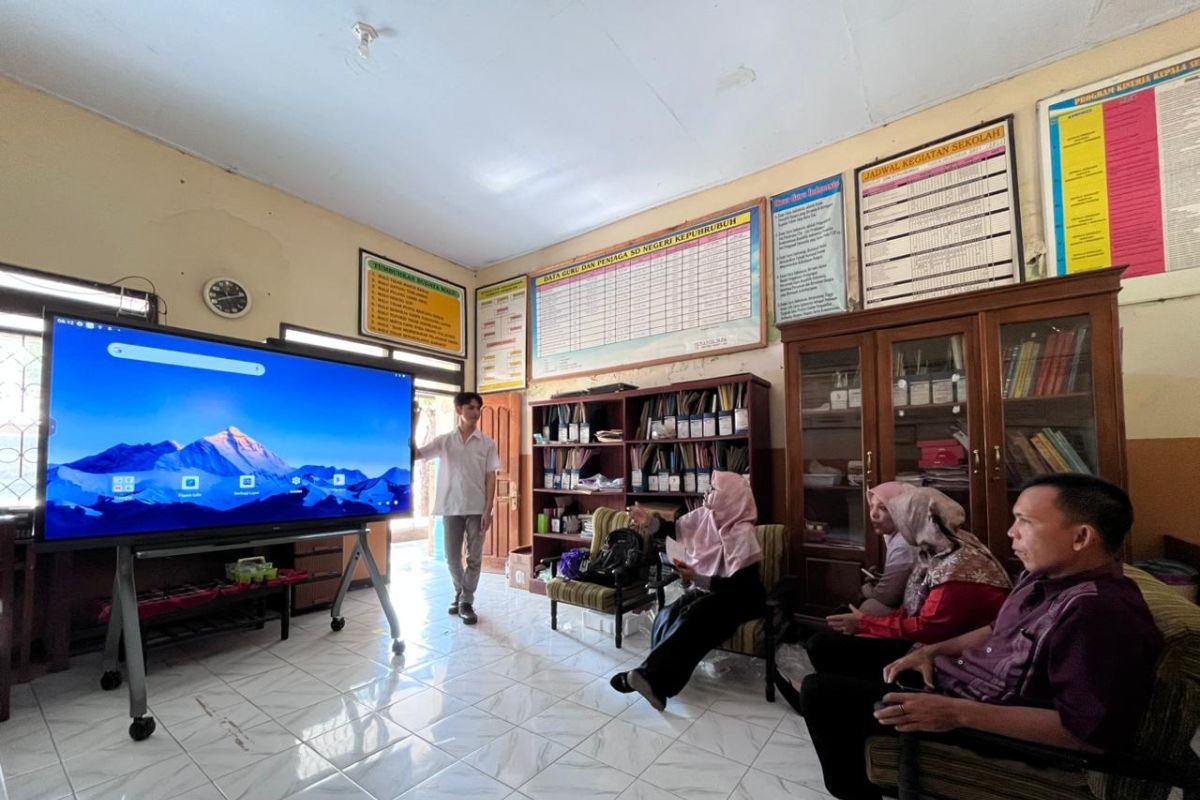 400 sekolah di Ponorogo terima bantuan 