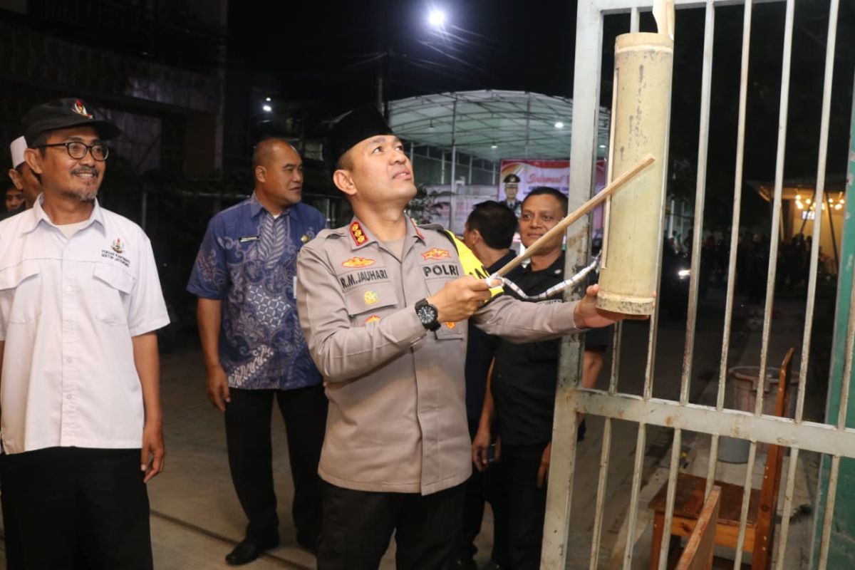 Kapolres Tangerang sebut Poskamling ujung tombak keamanan lingkungan