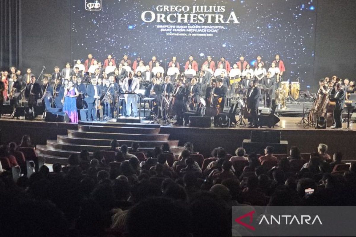 Grego Julius Orkestra persembahkan 22 Lagu doa di Yogyakarta