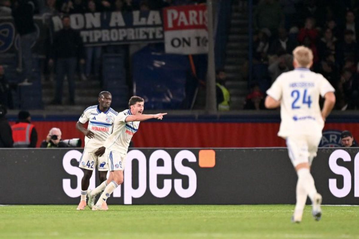 Enam Gol Spektakuler! PSG Gagal Menang Usai Ditahan Strasbourg 3-3
