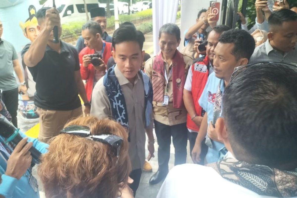 Wapres Gibran temui aliansi relawan Prabowo-Gibran di Jakarta Selatan