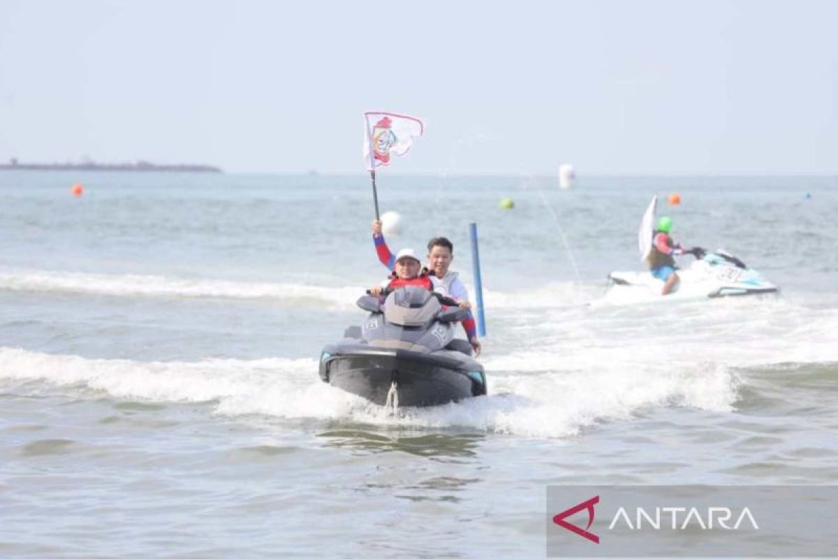 Kejuaraan jetski internasional Makassar diikuti lima negara