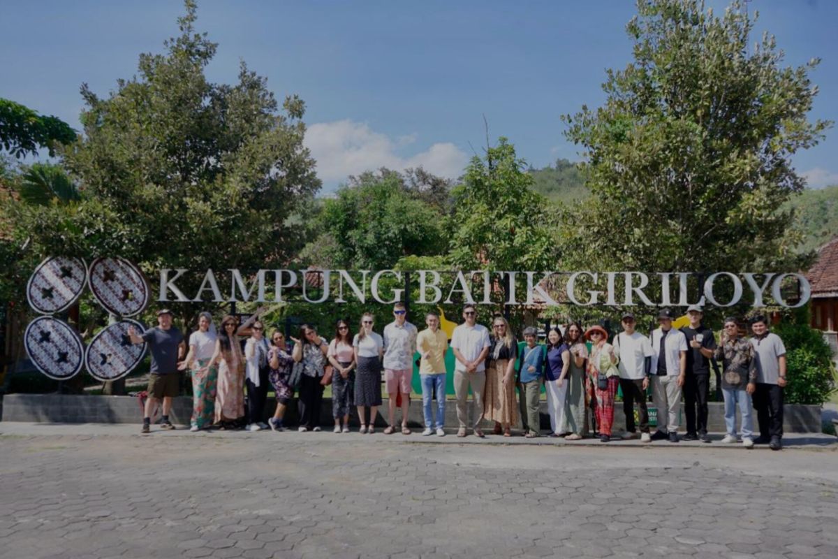 Indonesia courts Australian tourists with new educational tourism push