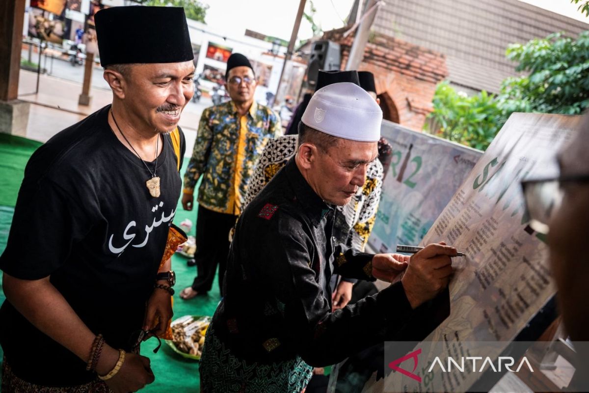 Pameran Foto Jurnalistik SANTRI bukti kontribusi pesantren bagi bangsa