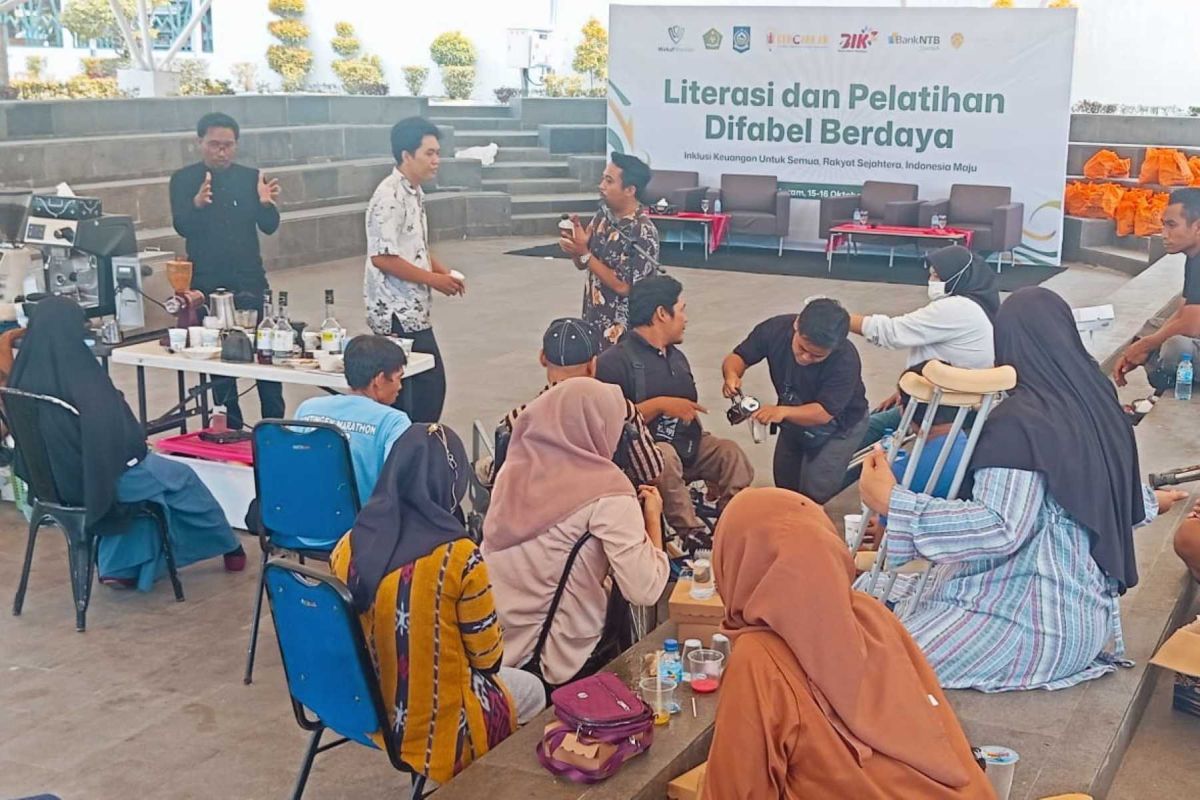 Bank NTB Syariah bersama Wakaf Warrior latih difabel jadi wirausaha mandiri