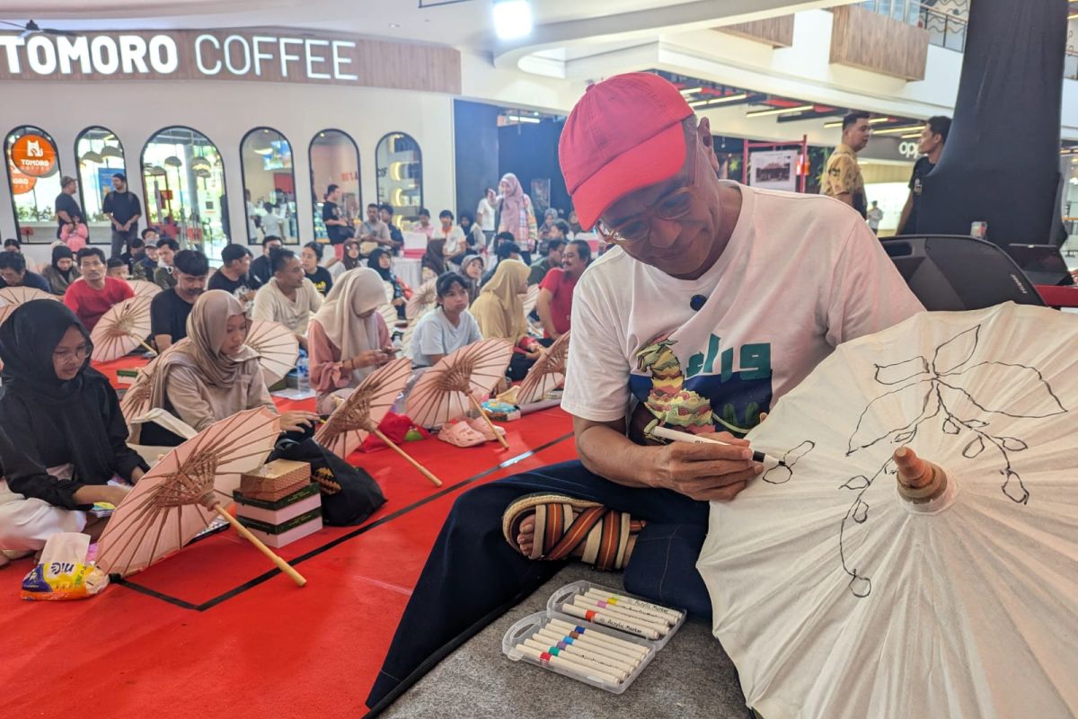 Samuel Wattimena: Keragaman motif kerajinan adalah kekayaan Indonesia