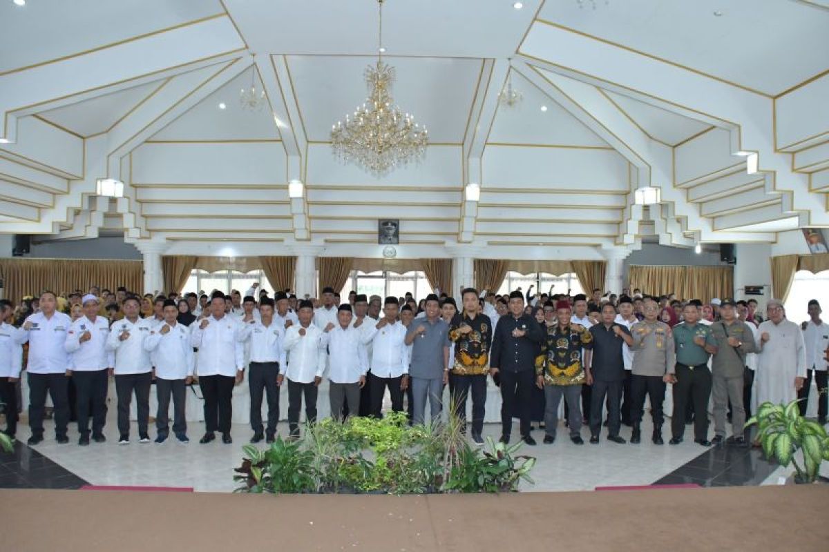 Bupati HSS ajak pengurus PABPDSI komitmen perjuangkan kemajuan desa