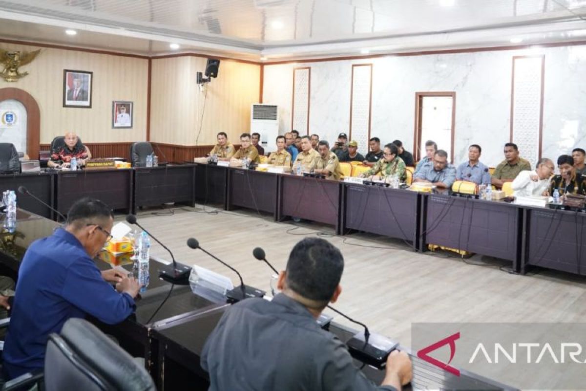 DPRD Babel fasilitasi RDP, polemik PT GSBL dan karyawan temukan titik terang