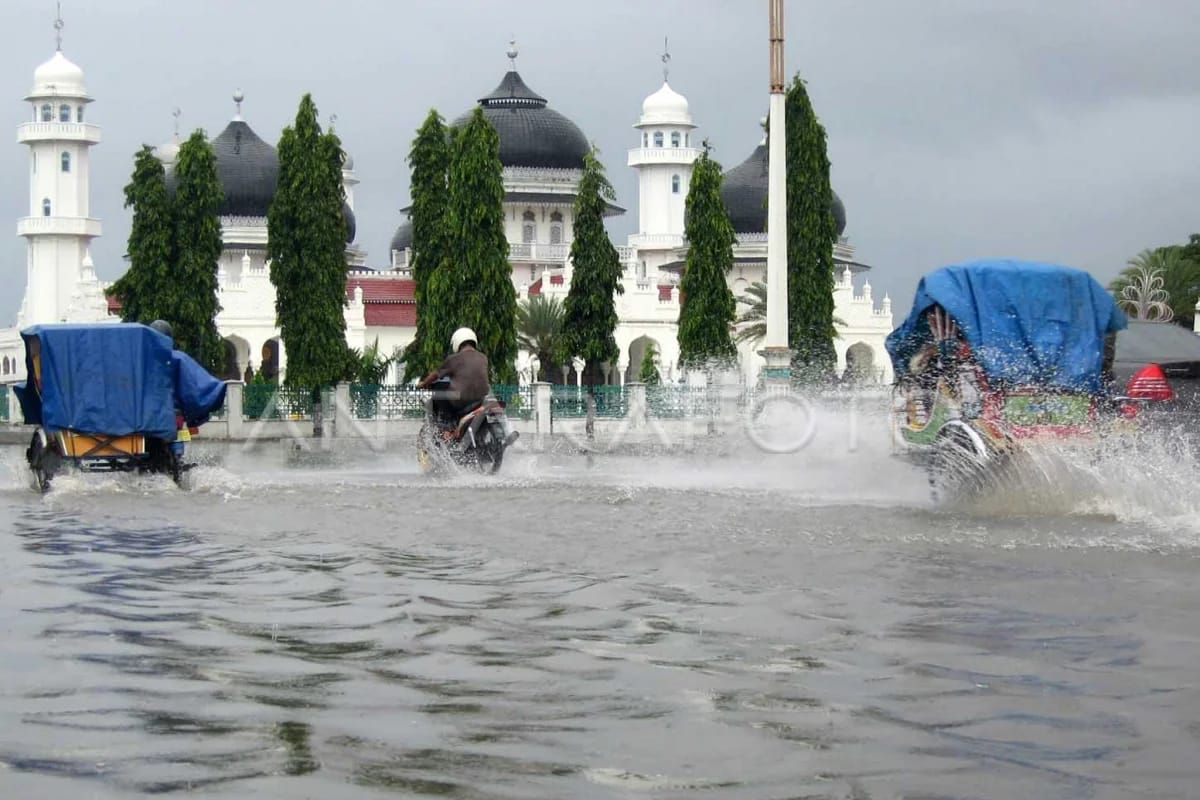 Illiza instruksikan seluruh OPD siaga cuaca ekstrem di Banda Aceh
