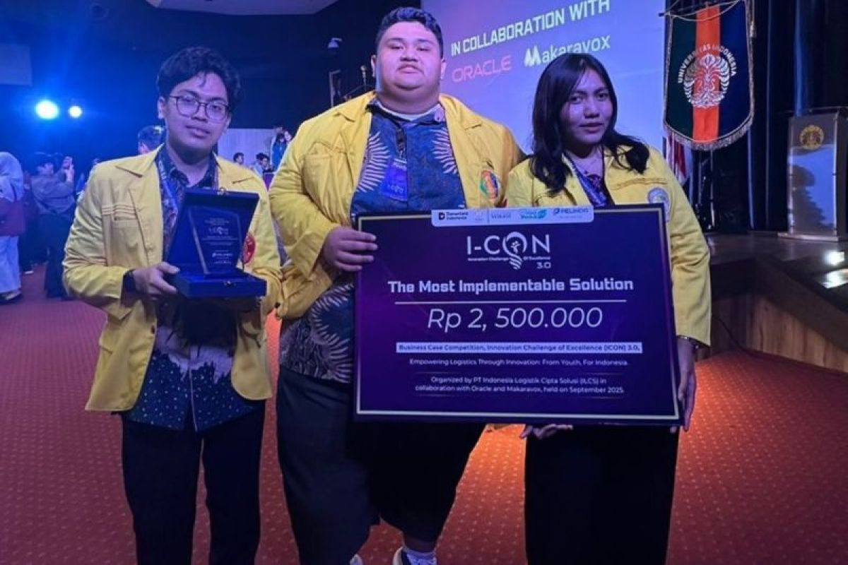UI students win award for AI-powered port scheduling system