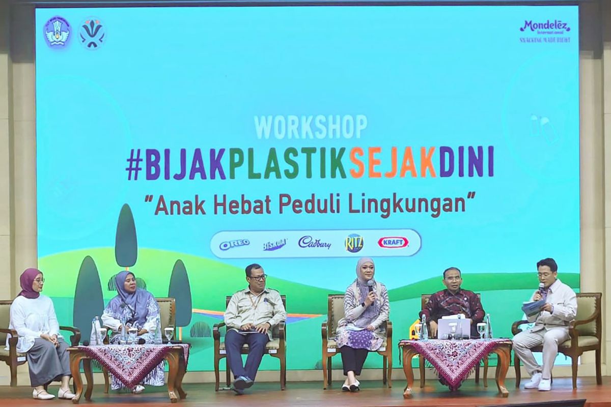 Pendidikan lingkungan dini investasi bentuk generasi bijak sampah