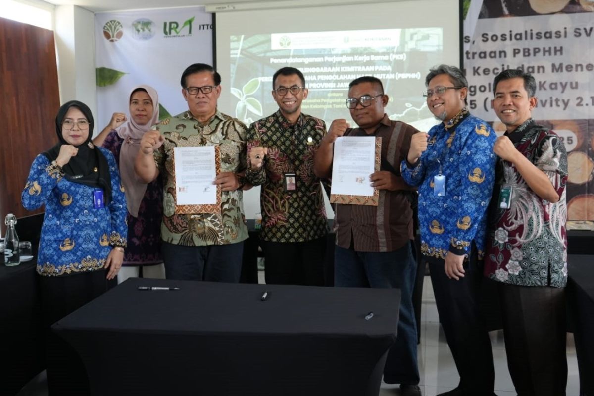 Kemenhut perkuat kemitraan industri kehutanan dan masyarakat