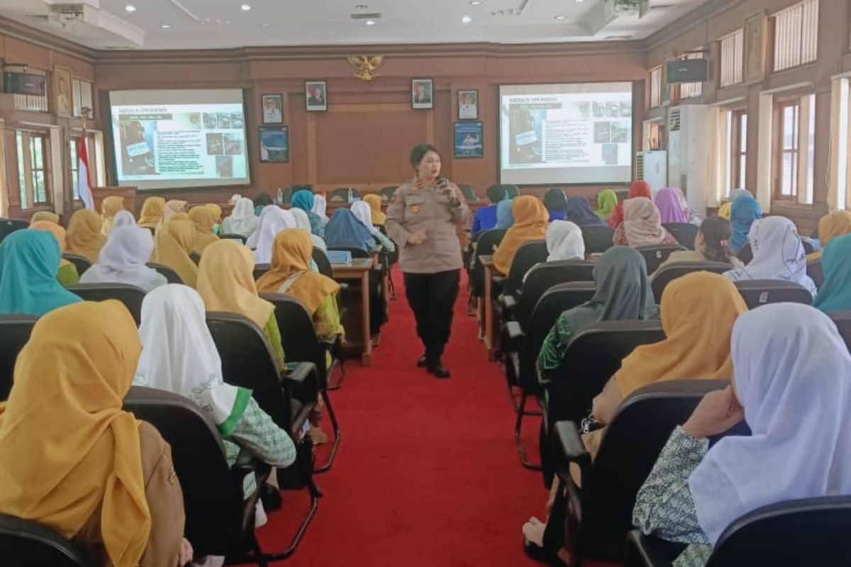 Polresta Pati gelar penyuluhan hukum cegah TPPO