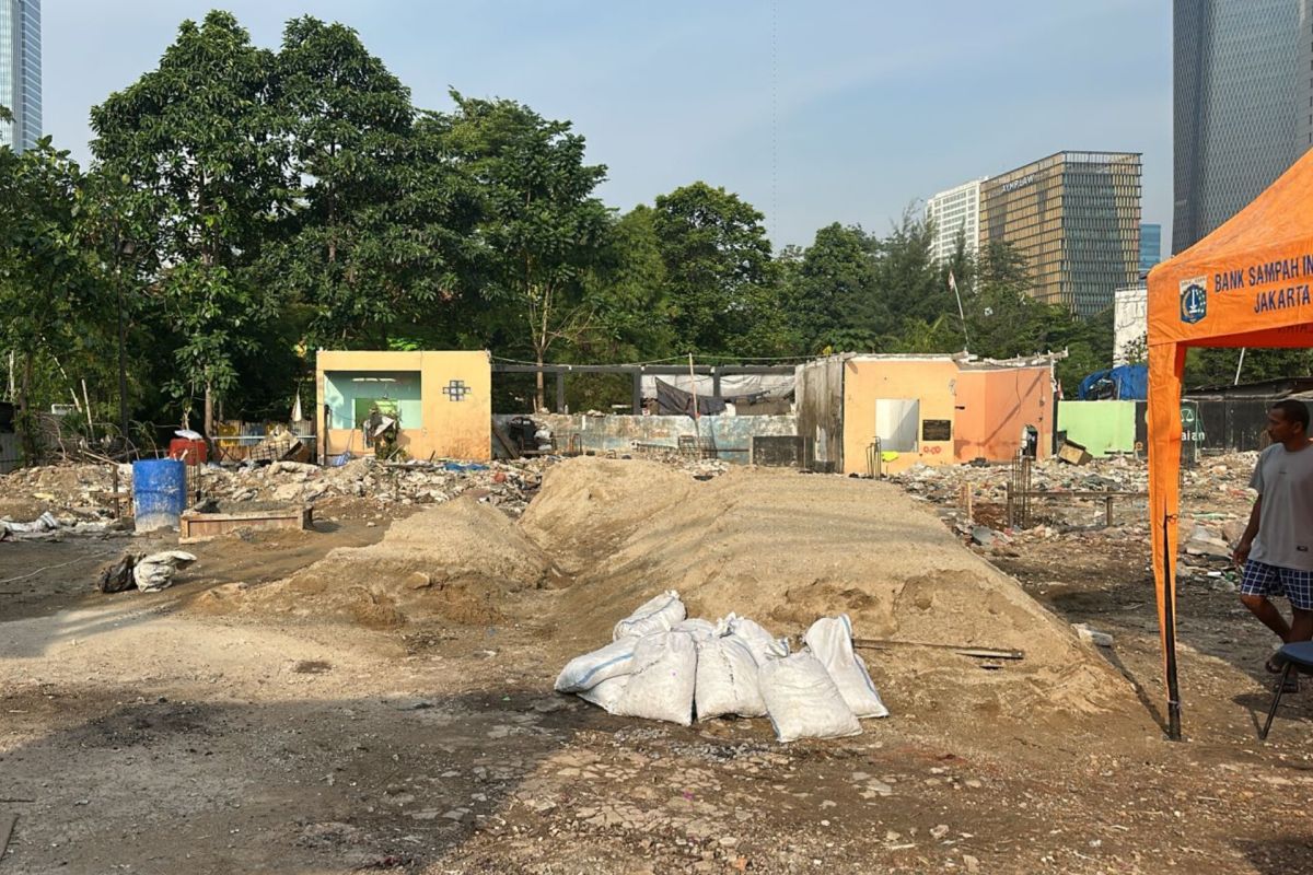 Tempat olah sampah daur ulang Menteng Atas ditarget selesai Desember