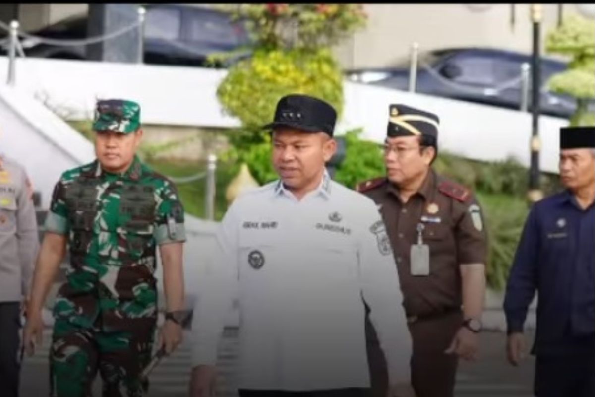 Galeri Foto - Gubernur Riau pimpin apel kebangsaan