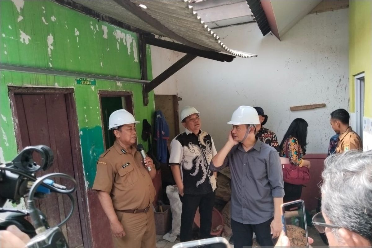 Stafsus Komunikasi dan Media tinjau capaian PHTC Presiden di Karawang