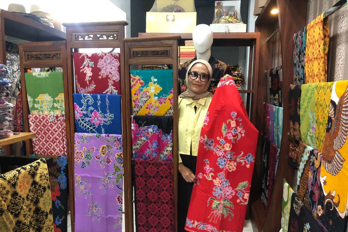 Kisah insipiratif UMKM binaan BRI, kenalkan batik khas Tangerang hingga ke pasar luar negeri