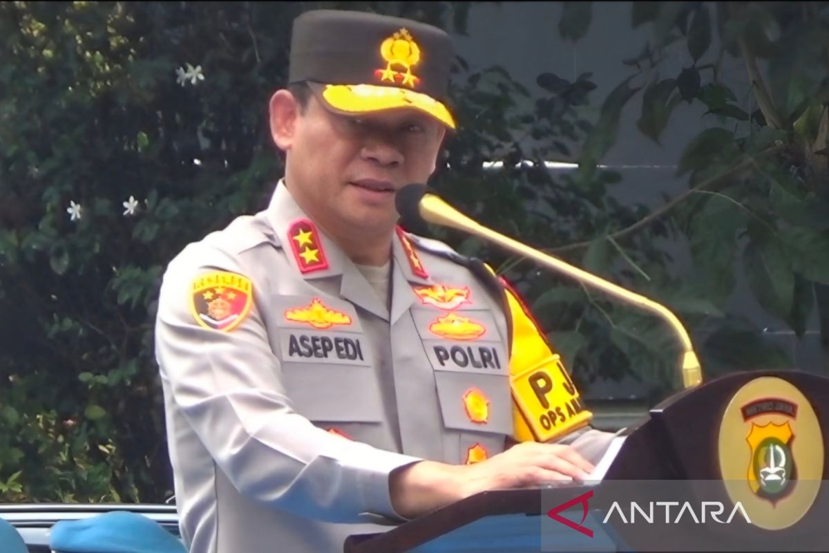 Kapolda Metro minta anggotanya ubah mindset pengamanan jadi pelayanan