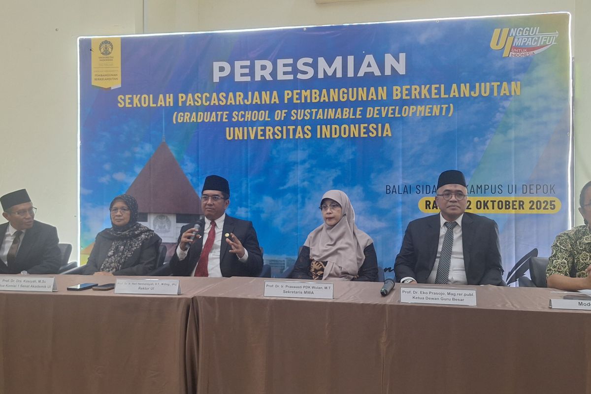 UI resmikan Sekolah Pascasarjana Pembangunan Berkelanjutan nama baru dari SIL dan SKSG