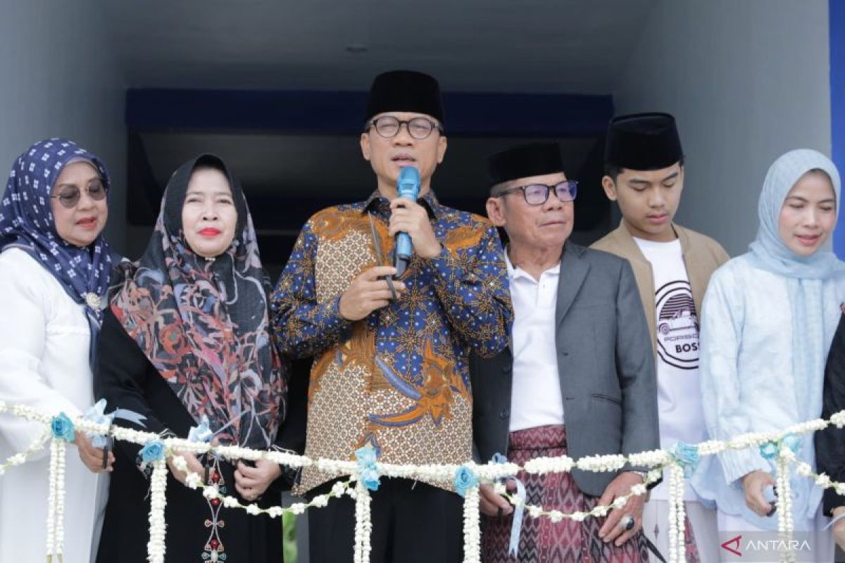 Hari Santri, Mendes Yandri memandsng pondok pesantren benteng pertahanan bangsa