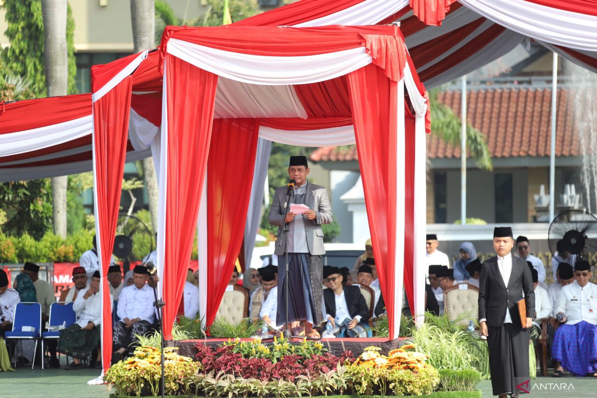 Pemkab Bekasi ajak santri rawat tradisi dan terus lakukan inovasi