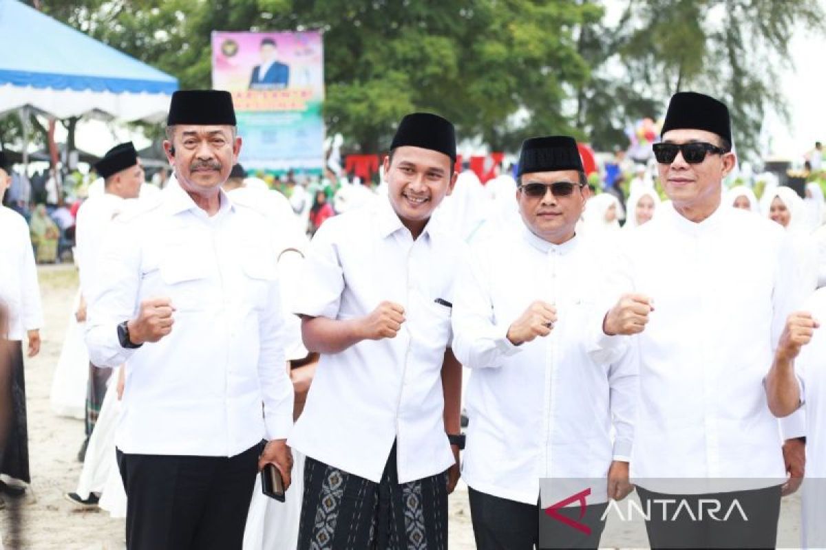 Bupati Madina ikuti upacara HSN bersama Cak Imin di Barus, Tapanuli Tengah