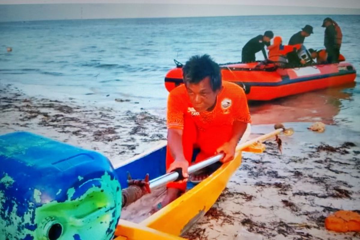 BPBD Bulukumba turunkan personel kawal lomba perahu hias di Festival Pinisi 2025